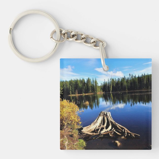 Trillium Lake, OR Keychain (Front)