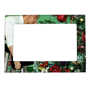 Trimming the Tree Magnetic Photo Frame