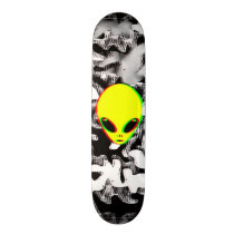 Trippy Alien Camo Skateboard Trippy Alien Camo Skateboard