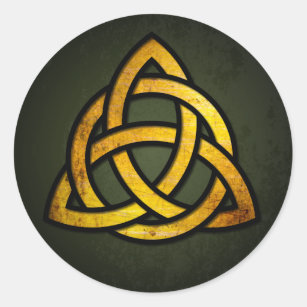 Triquet Celtic Knot (gold & black on grunge green) Classic Round Sticker
