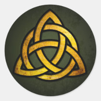 Triquet Celtic Knot (gold & black on grunge green)