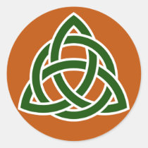 Triquet Celtic Knot (green and white)