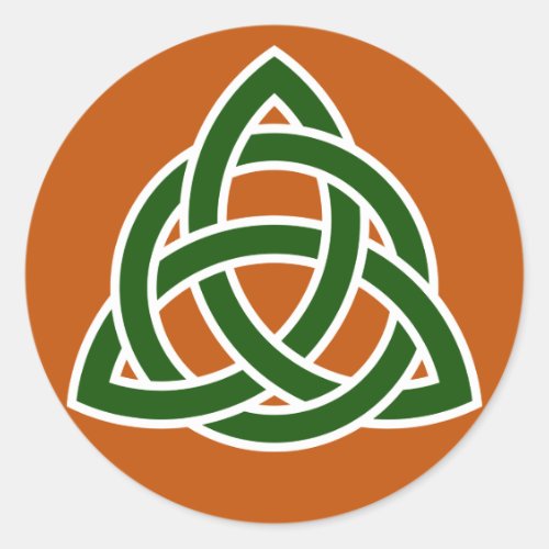 Triquet Celtic Knot (green and white)