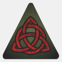 Triquet Celtic Knot (red & black on grunge green)