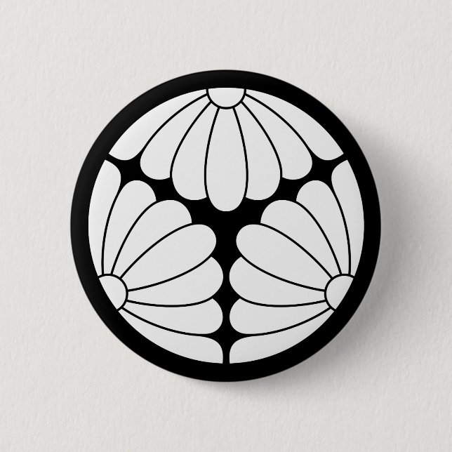 Trisected chrysanthemums pinback button (Front)