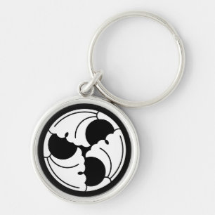 Trisected ginkgo leaves keychain