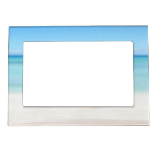 Tropical Beach with sand and waves Magnetic Frame