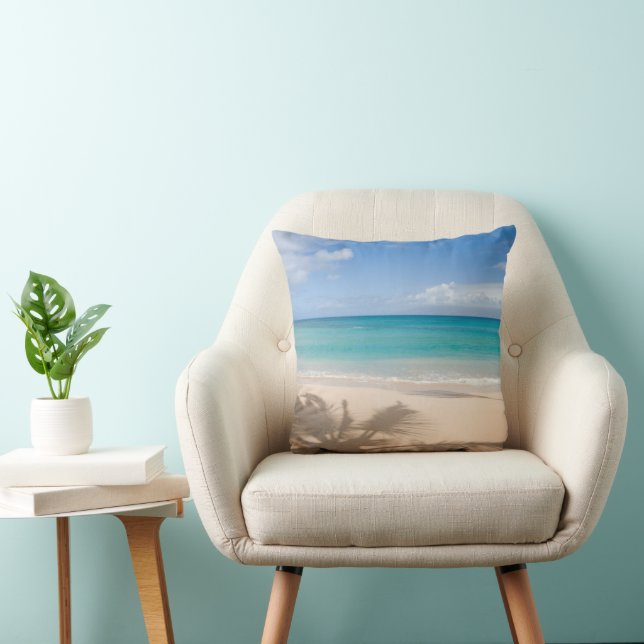 Tropical Beaches | Maui, Hawaii Throw Pillow (Chair)