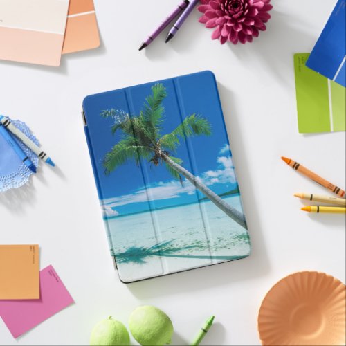 Tropical Beaches  Motu Tofari Beach Bora Bora iPad Air Cover