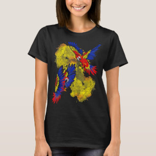 Tropical Bird Jungle Animal  Colorful Macaw Parrot T-Shirt