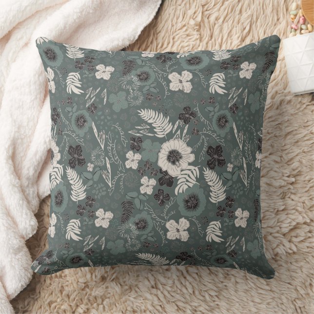 Tropical Christmas Farmhouse Green White Floral Throw Pillow (Blanket)