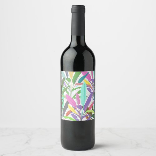 Tropical colorful banana leaves white Pattern Wine Label