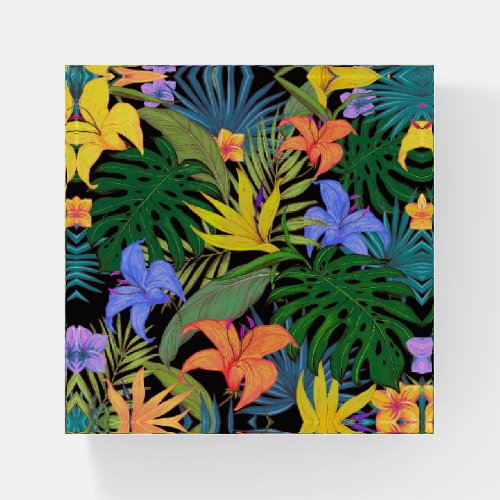 Tropical Hawaii Aloha Flower Graphic Paperweight
