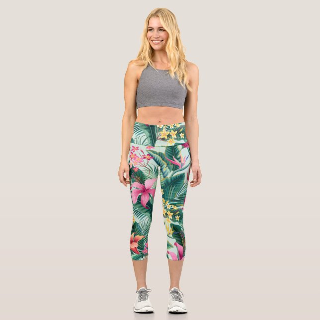 Tropical Hibiscus: Floral Seamless Pattern Capri Leggings (Front)
