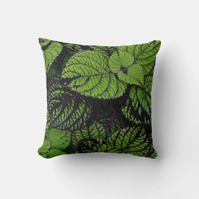 Tropical leaf pattern throw pillow (Front)