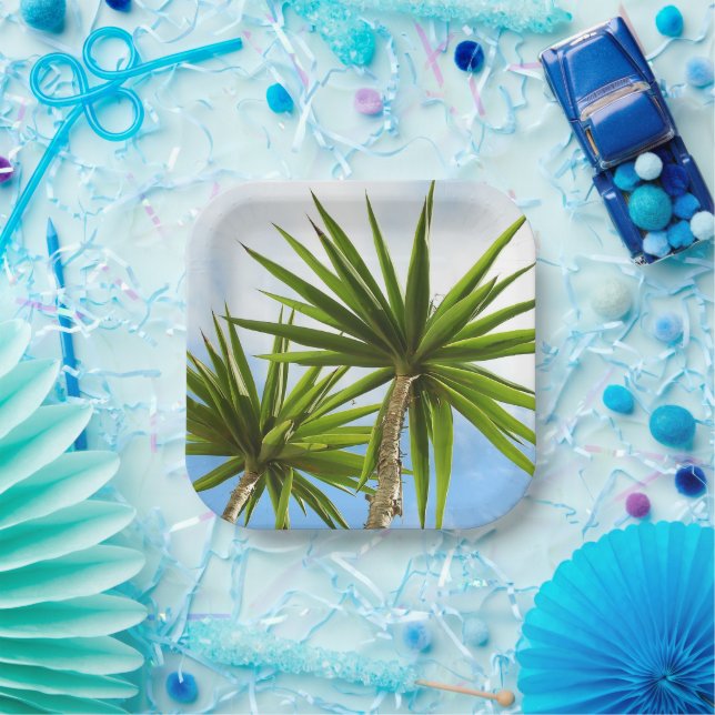 Tropical Oasis Paper Plates (Party)