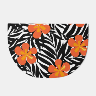 Tropical palm leaves, vintage applique style. doormat