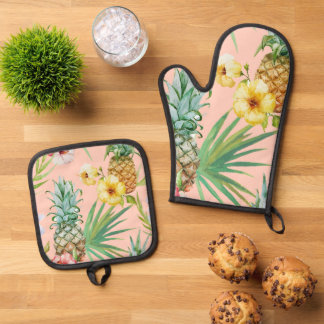 Tropical Pineapple Oven Mitt & Pot Holder Set