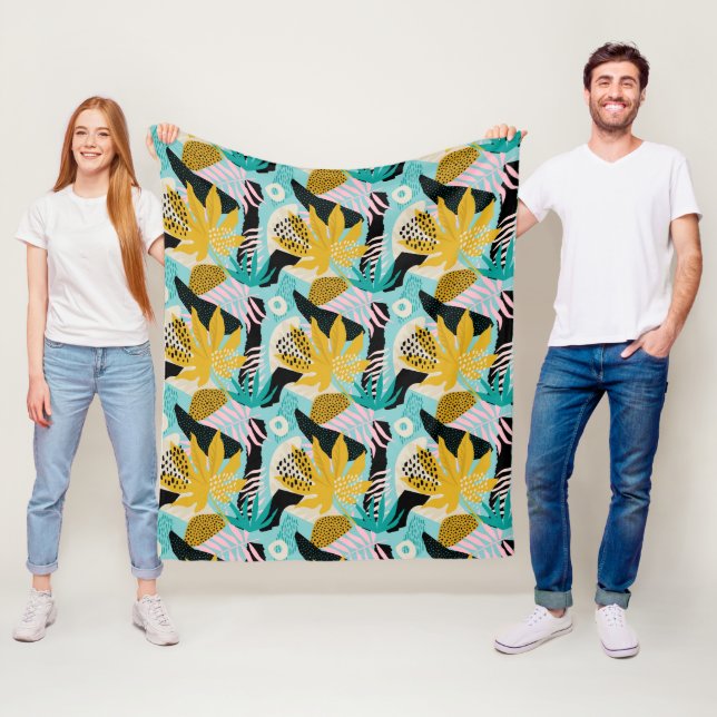 Tropical Rainforest Leaves Pattern Fleece Blanket (In Situ)