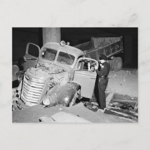 Truck Accident, Los Angeles, 1951 Vintage Postcard