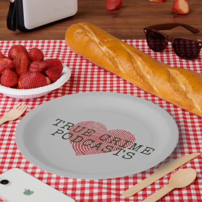 True Crime Podcast Lover  Paper Plates (Picnic)