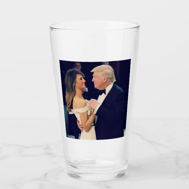 Trump 2020 Make America Great Glass (Front)