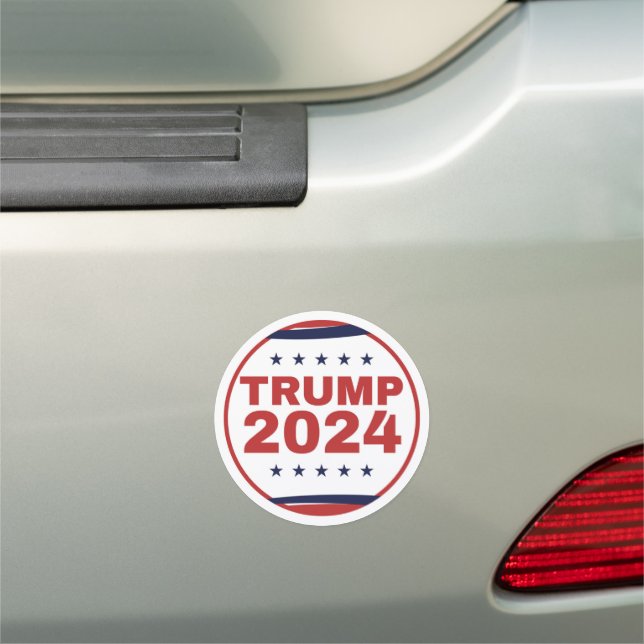 Trump 2024 car magnet (In Situ)