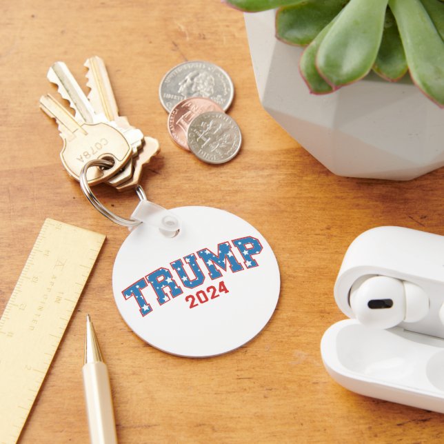 Trump 2024  keychain (Desk)