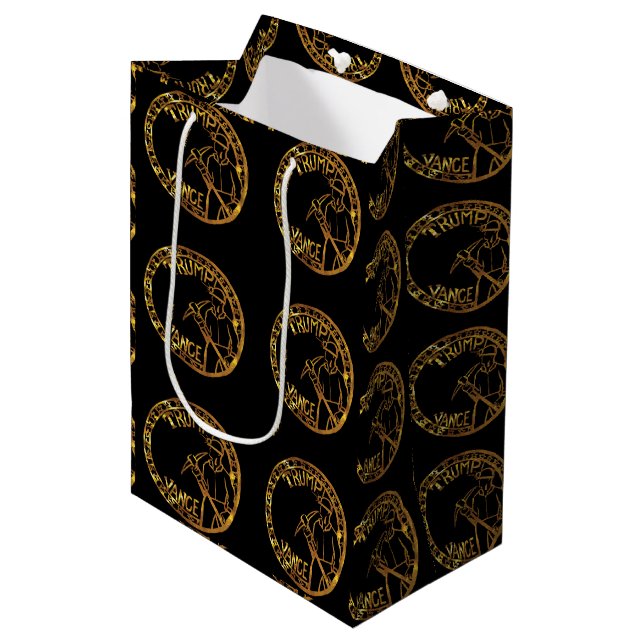 TRUMP 2024 MEDIUM GIFT BAG (Front Angled)