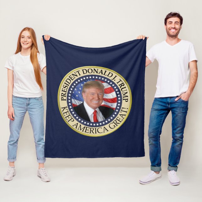 Trump Gifts 2025 President Donald Trump America Fleece Blanket (In Situ)