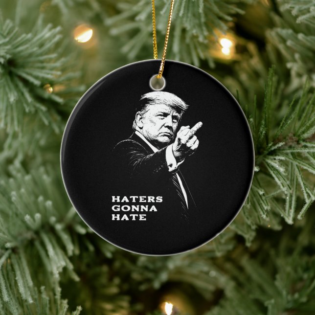 Trump Middle Finger 2026 Meme Funny Ceramic Ornament (Tree)
