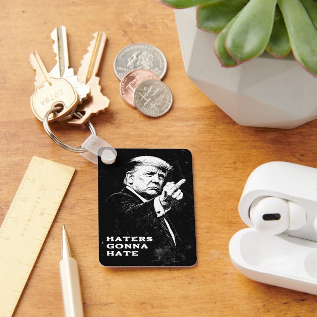 Trump Middle Finger 2026 Meme Funny Keychain (Desk)