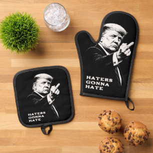 Trump Middle Finger 2026 Meme Funny Oven Mitt & Pot Holder Set