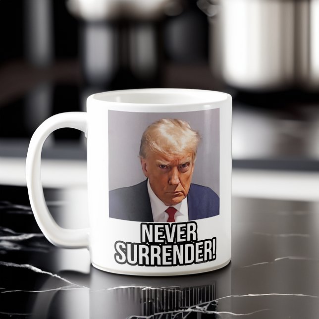 Trump Mugshot Gift Donald Trump Never Surrender Coffee Mug (trump 2024 never surrender mugshot mug)