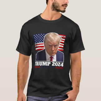 Trump mugshot says Trump 2024 and USA flag T Shirt