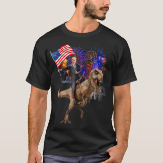 Trump Riding a Dinosaur Tre Suppor Trump 2020  T-Shirt