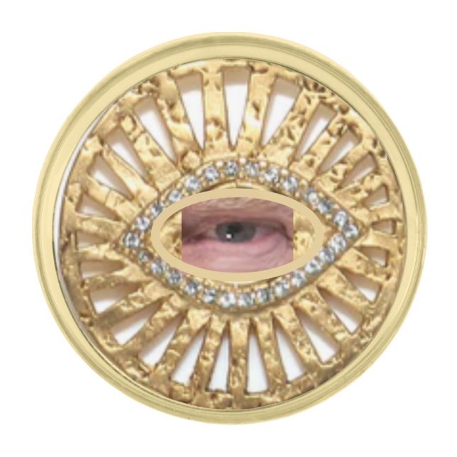 TRUMP TALISMAN GOLD FINISH LAPEL PIN (Front)