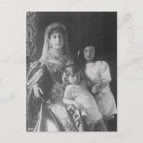 Tsar _ GRAND DUCHESS VICTORIA MELITA 120 Postcard