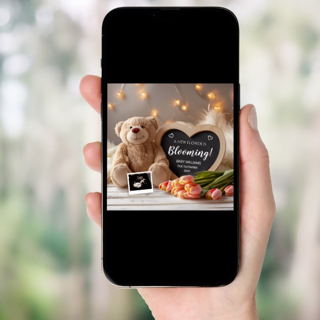 Tulips Baby Announcement Social Media (Front Digital)