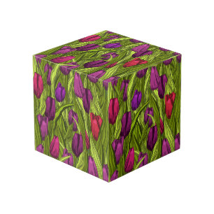 Tulips Cube