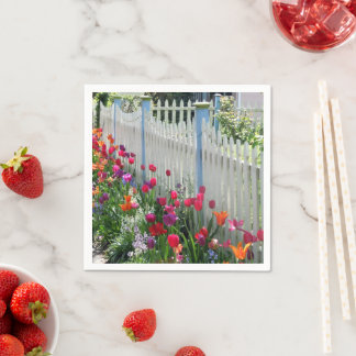 Tulips garden white picket fence paper napkins