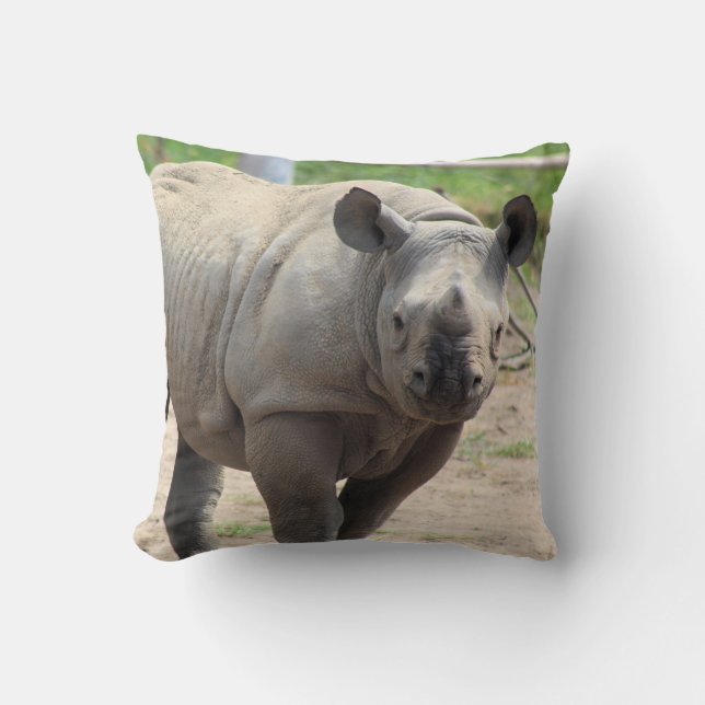 Tumani  throw pillow (Front)