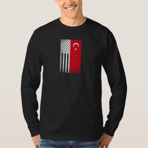 Turkey Design for proud Turkish Americans T_Shirt
