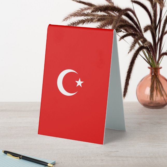 Turkey flag table tent (In SItu (Table))