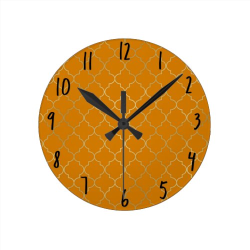 Turmeric Yellow &amp; Gold Quatrefoil Pattern Round Clock
