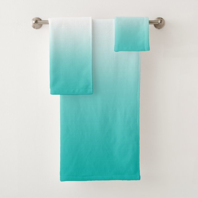 Turquoise Blue Ombre Gradient Color Bath Towel Set (Insitu)