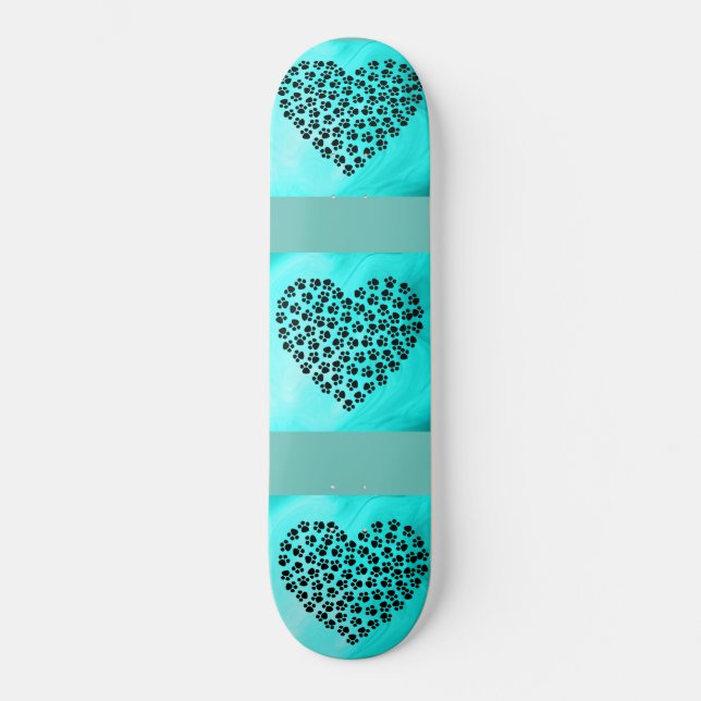 Turquoise hearts skateboard. skateboard (Front)