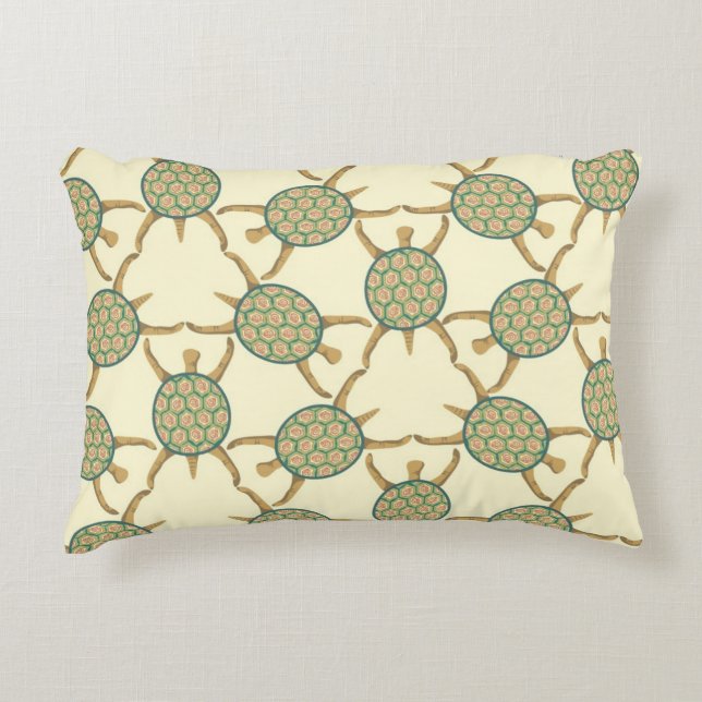 Turtle pattern accent pillow (Front)