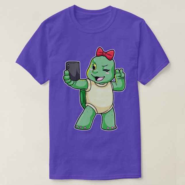 Turtle takes a Selfie T-Shirt (Design Front)