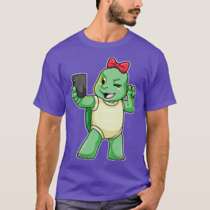 Turtle takes a Selfie T-Shirt